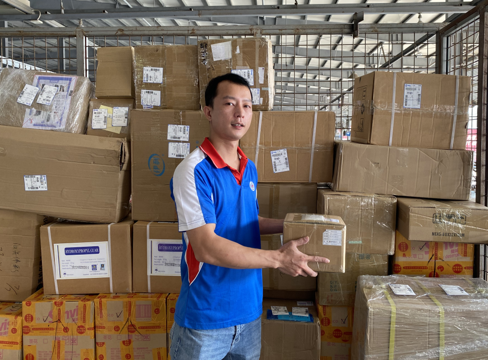 推动快递业高质量发展  邮政快递业迎五项新国标