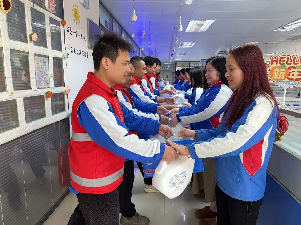 联昊通速递开展妇女节关怀活动 为女性员工传递温情